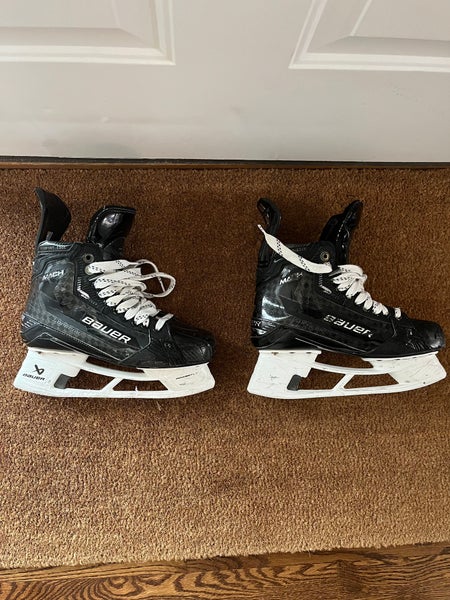 Bauer Supreme Mach Hockey Skates Regular Width Pro Stock 7 (Used)