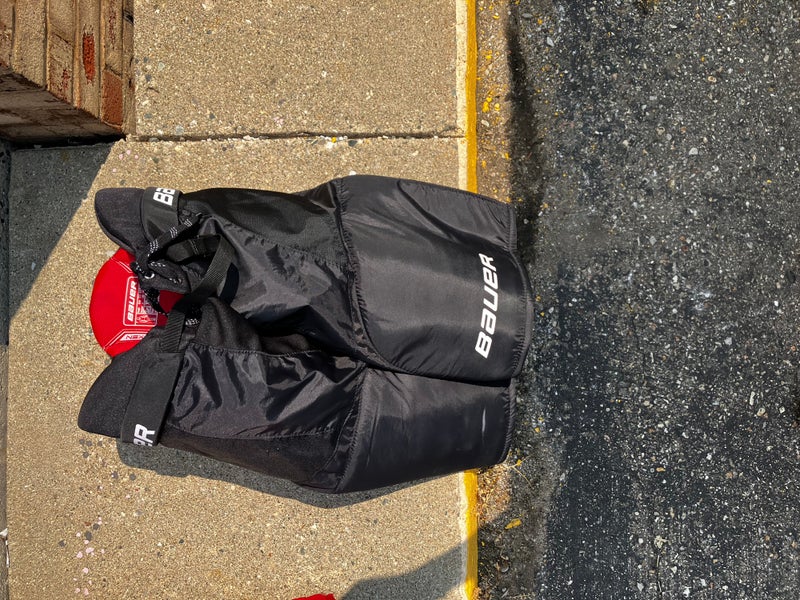 Senior XL Bauer Nsx Hockey Pants (Used)