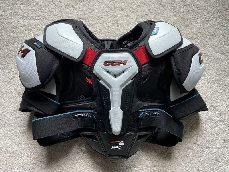 Medium Senior CCM Jetspeed FT6 Pro Shoulder Pads (Used)
