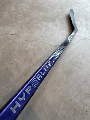 P28M 70 Flex Senior Bauer Vapor Hyperlite 2 Left Hand Hockey Stick Pro Stock (Used)