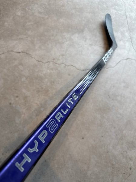 P28M 70 Flex Senior Bauer Vapor Hyperlite 2 Left Hand Hockey Stick Pro Stock (Used)