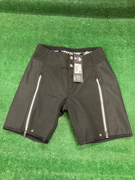 Black Medium Women's SYNC Shorts (New)