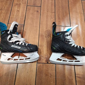 2024 Bauer Hockey Skates Regular Width Size 3 (Used)