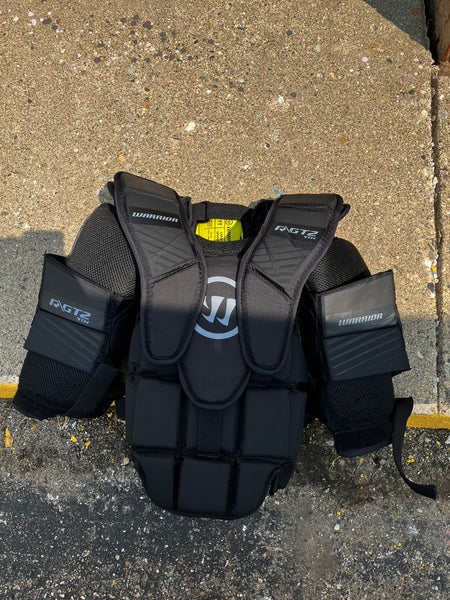 Junior Bauer GSX Hockey Goalie Skates Regular Width Size 1 (Used)