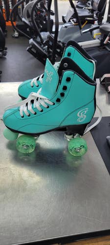 Used RollerDerby CANDY GIRL SIZE 8 Senior Roller Quad Skates Green Senior 8 11497-C000150762