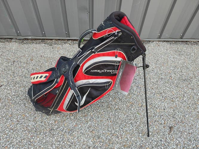 Nike Air Xtreme Lite Dual Strap Golf Stand Bag Red/Black w Raincover