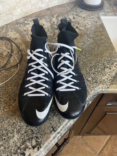 Nike Vapor Untouchable Football Cleats