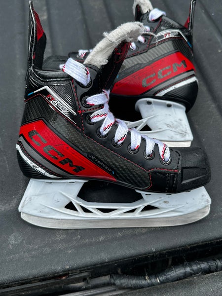 CCM JetSpeed FT6 Pro Hockey Skates 13.5 (Used)