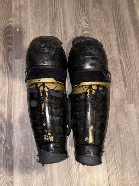 Senior CCM ASV Pro 15" Shin Pads (Used)