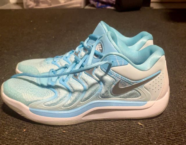 Men's Size M 11.5 (W 12.5) Nike KD17 Shoes