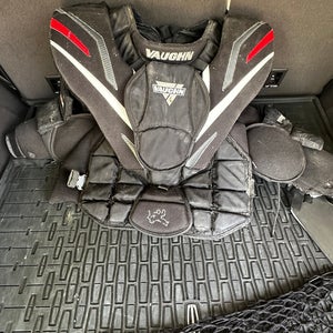 Vaughn Goalie Chest Protector Vision 9500