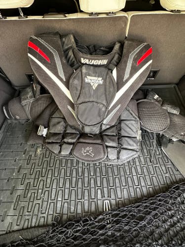 Vaughn Goalie Chest Protector Vision 9500