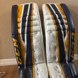 34"+1 CCM Extreme Flex 860 Regular Goalie Full Set (Used)
