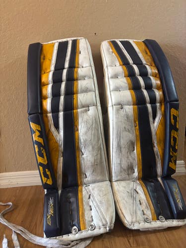 34"+1 CCM Extreme Flex 860 Regular Goalie Full Set (Used)