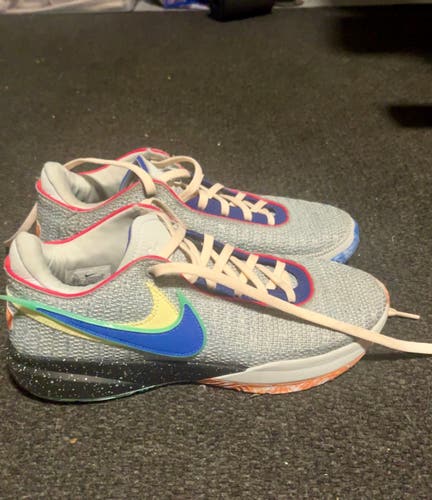 Men's Size 10.5 Nike Lebron 20 Shoes