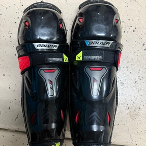 Intermediate Bauer Vapor 3X 13" Shin Pads