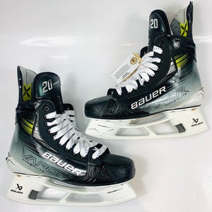 Chandler Stephenson Bauer Vapor Hyperlite 2 Hockey Skates Regular Width Pro Stock 8.5 (Used)