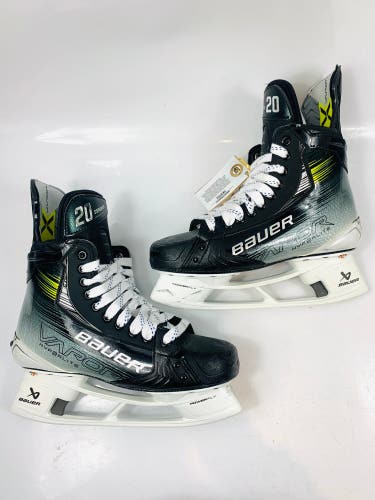 Chandler Stephenson Bauer Vapor Hyperlite 2 Hockey Skates Regular Width Pro Stock 8.5 (Used)