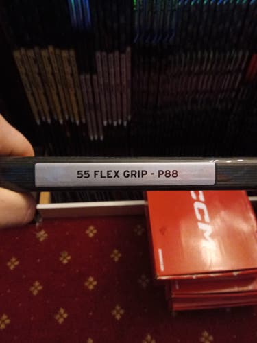 Intermediate CCM Jetspeed FT7 Pro Right Handed Hockey Stick P88 55 Flex (New)