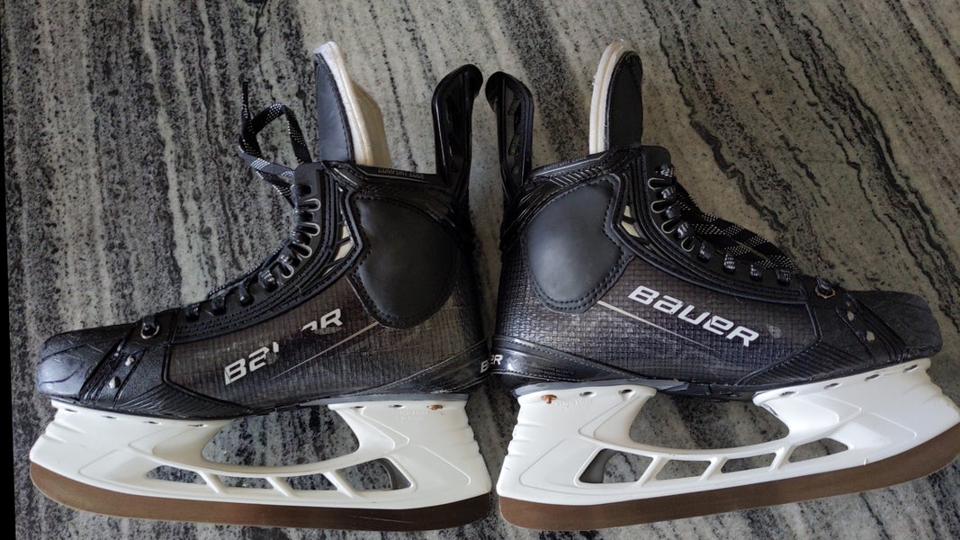 Bauer Vapor Hyperlite Hockey Skates Pro Stock (Used)