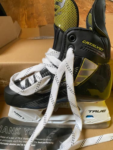 True Catalyst 9 Junior Hockey Skates