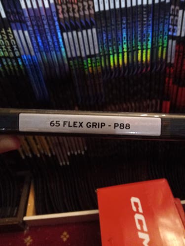 Intermediate CCM Jetspeed FT7 Pro Right Handed Hockey Stick P88 65 Flex (New)