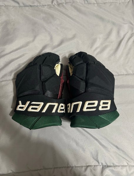 Pro Stock Bauer Hyperlite Gloves Arizona Coyotes 14” Like new