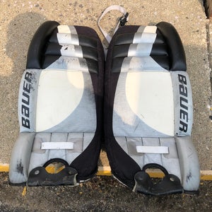 24" Youth Bauer Goalie Leg Pads (Used)