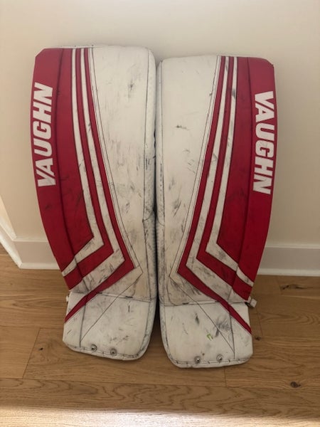 Vaughn Ventus SLR2 Pro Carbon Goalie Leg Pads 35+2