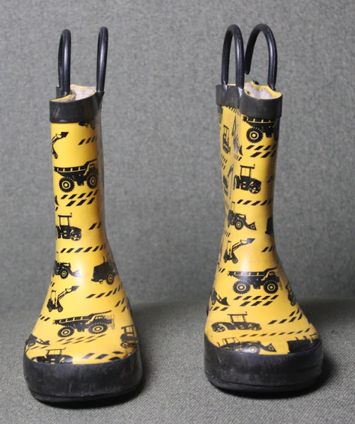 Yellow Unisex 9K (Toddler) Youth Unbranded Boots (Used) Construction Themed