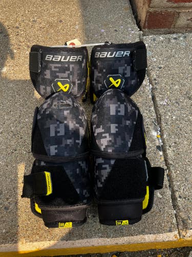 Senior Large Bauer Supreme M3 Elbow Pads (Used)