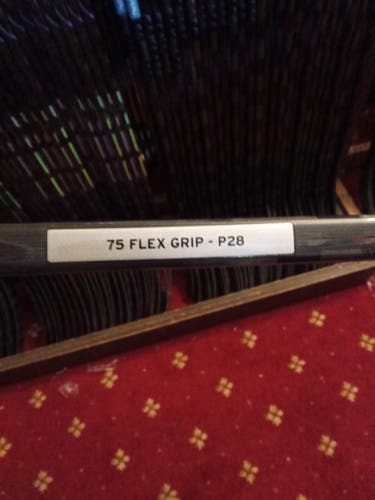 Senior CCM Jetspeed FT7 Pro Right Handed Hockey Stick P28 75 Flex (New)
