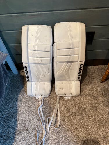 2023 24" Vaughn Velocity V10 Goalie Leg Pads (Used)