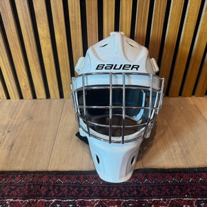 Youth 2023 Bauer 930 Goalie Mask (Used)