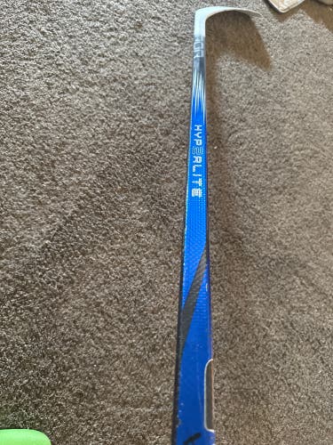 Intermediate Bauer Vapor Hyperlite 2 Left Hand Hockey Stick P92  (Used)