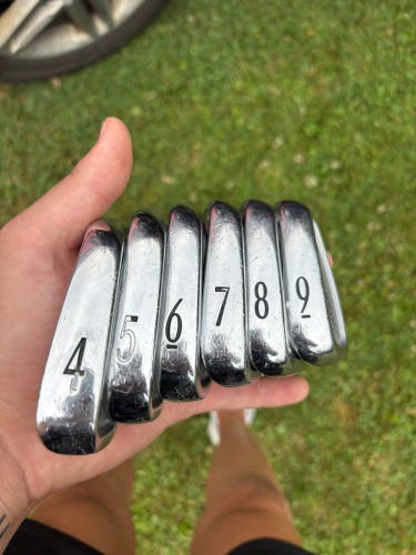 Titelist Irons 4-9