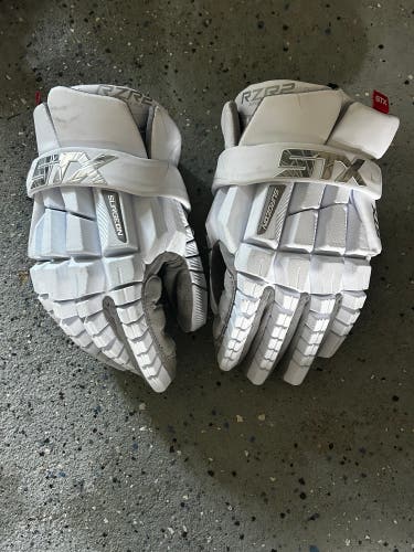 STX Surgeon RZR2 Lacrosse Gloves Medium (Used)