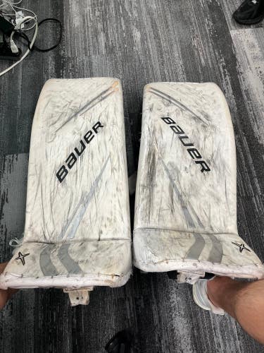 White Medium Senior Bauer Vapor 2X Pro Goalie Leg Pads (Used)
