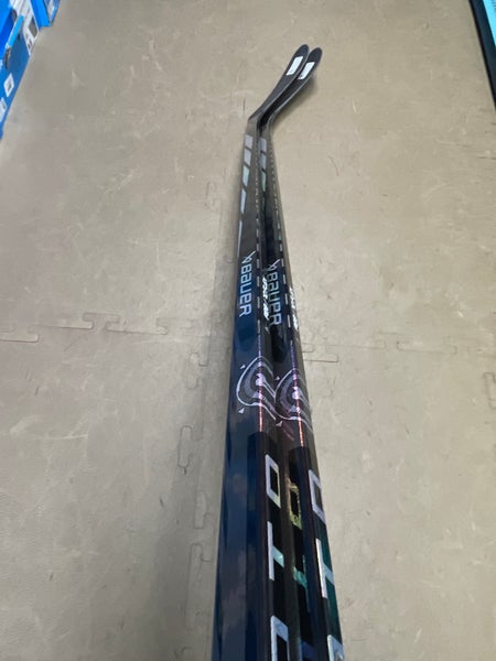 Senior Bauer Proto-R Right Handed Hockey Stick P28 (New) - 2 Pack