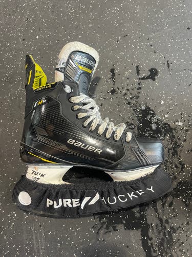 Bauer Supreme M4 size 10 fit 3