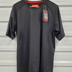 NEW! CCM Short Sleeve Training Tee Black Size Senior Medium