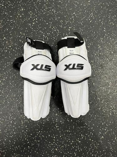 Used STX STALLION 900 Lacrosse Arm Pads/Guards White MD 11849-S000030144