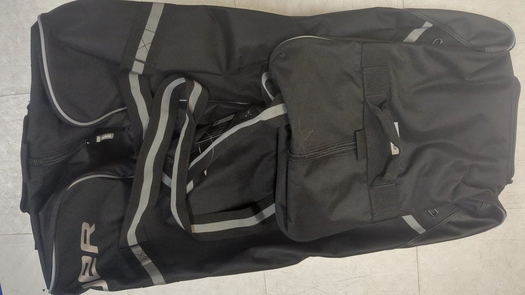 Bauer Core Wheeled Bag (New) Jr
