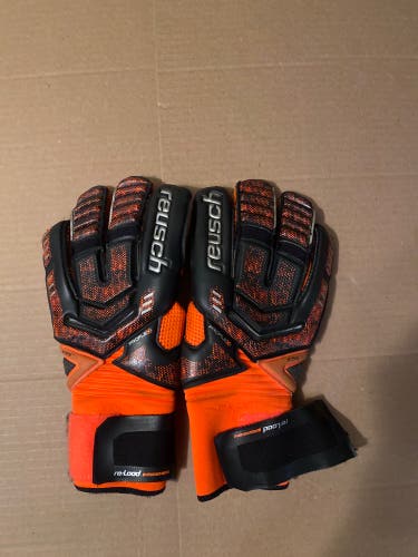 Size 10 Reusch Reusch Goalie Gloves (Used)