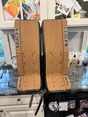 28" 2024 Vaughn SLR4 Goalie Leg Pads (New)