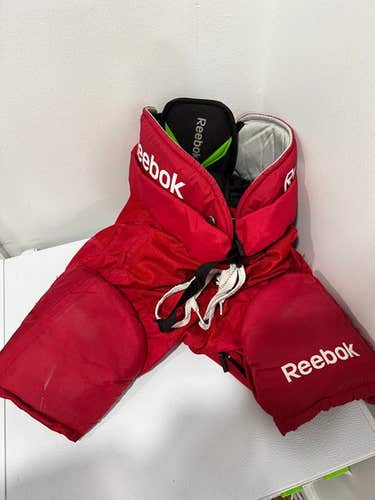 Great condition! Large Junior Reebok 16K (Used)