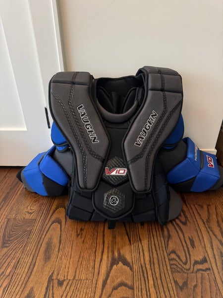 XS  Vaughn V10 Goalie Chest Protector  (New)