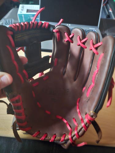Easton RH Flagship Baseball Glove 11.5" (New)