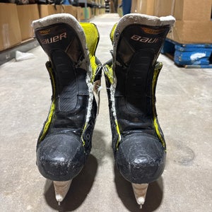Used Senior Bauer Supreme 3S Hockey Skates 8