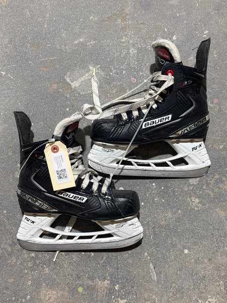 Used Junior Bauer Vapor X3.5 Hockey Skates Regular Width Size 1.5